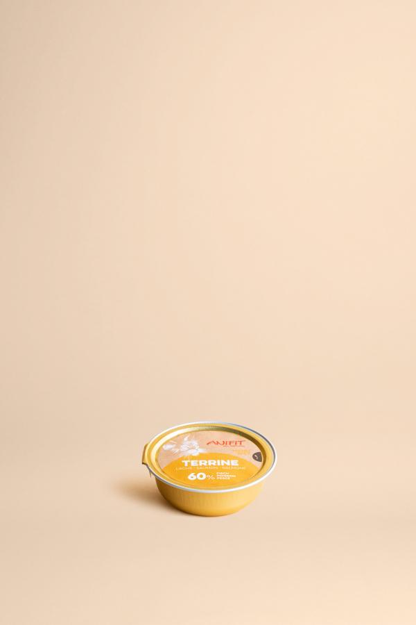 Terrine pour chats avec saumon