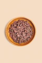 Contenu alimentation humide pour chiens avec viande de boeuf